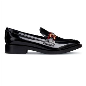 Brogue Loafer
GEOX